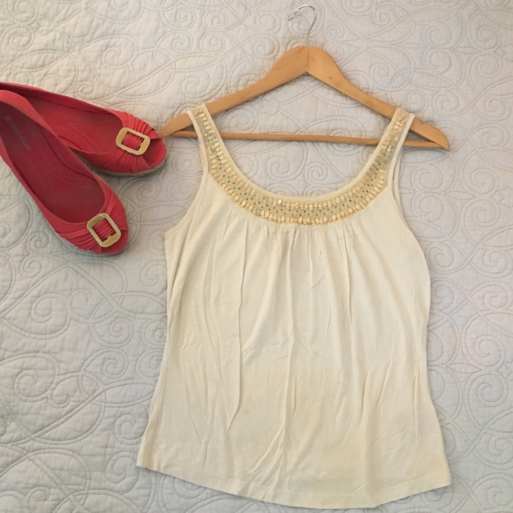 Bandolino flowy tank